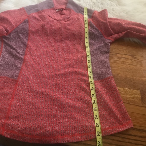 Marmot red thermal layering top ladies Medium - Picture 7 of 7